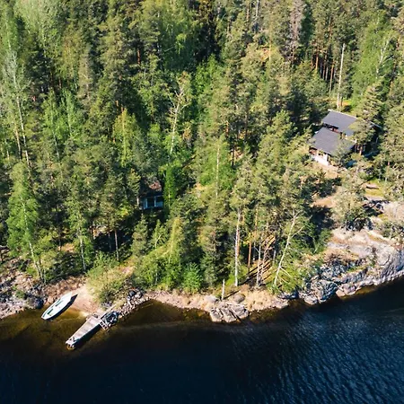Moekki Kalliola * Puumala