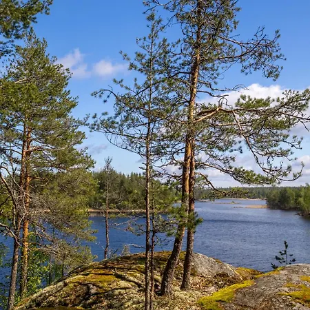 Moekki Kalliola * Puumala